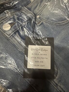Women’s barrel jeans